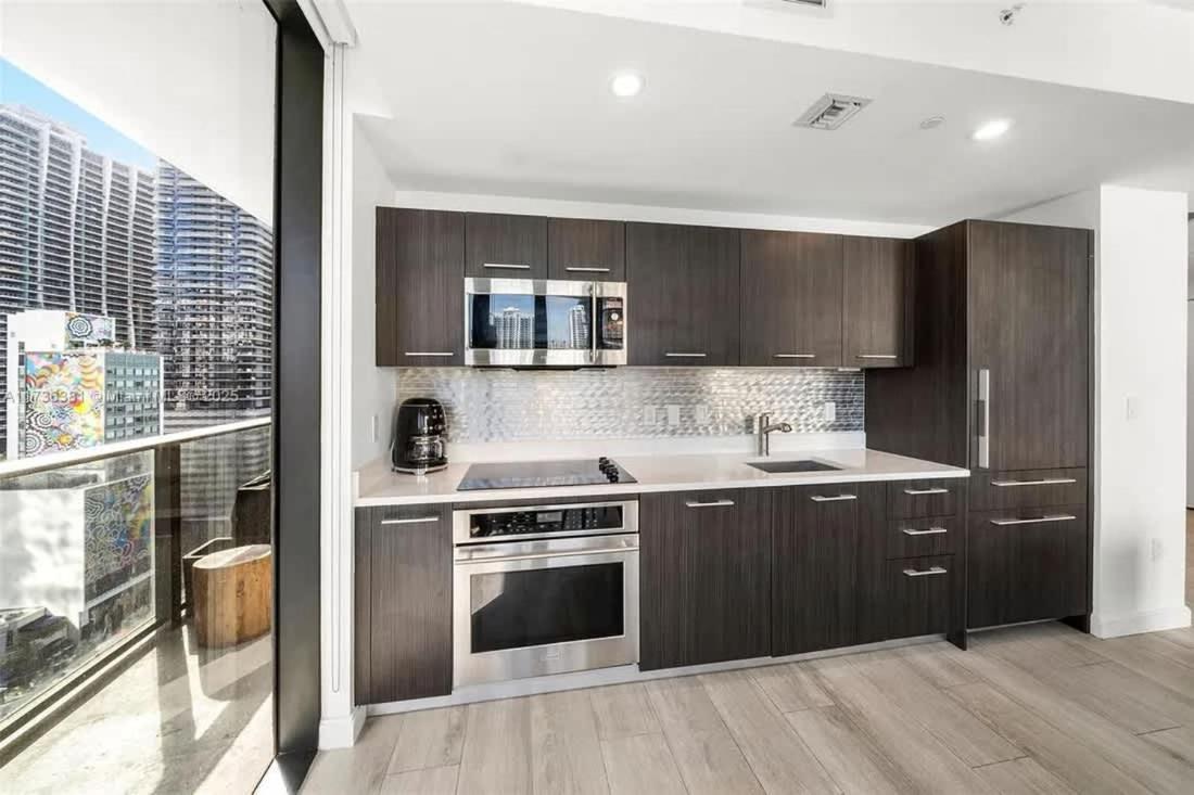 Appartement Corner With Wraparound Views In Brickell